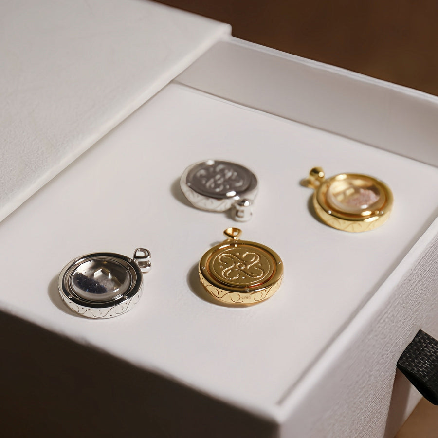 Sand Locket 01